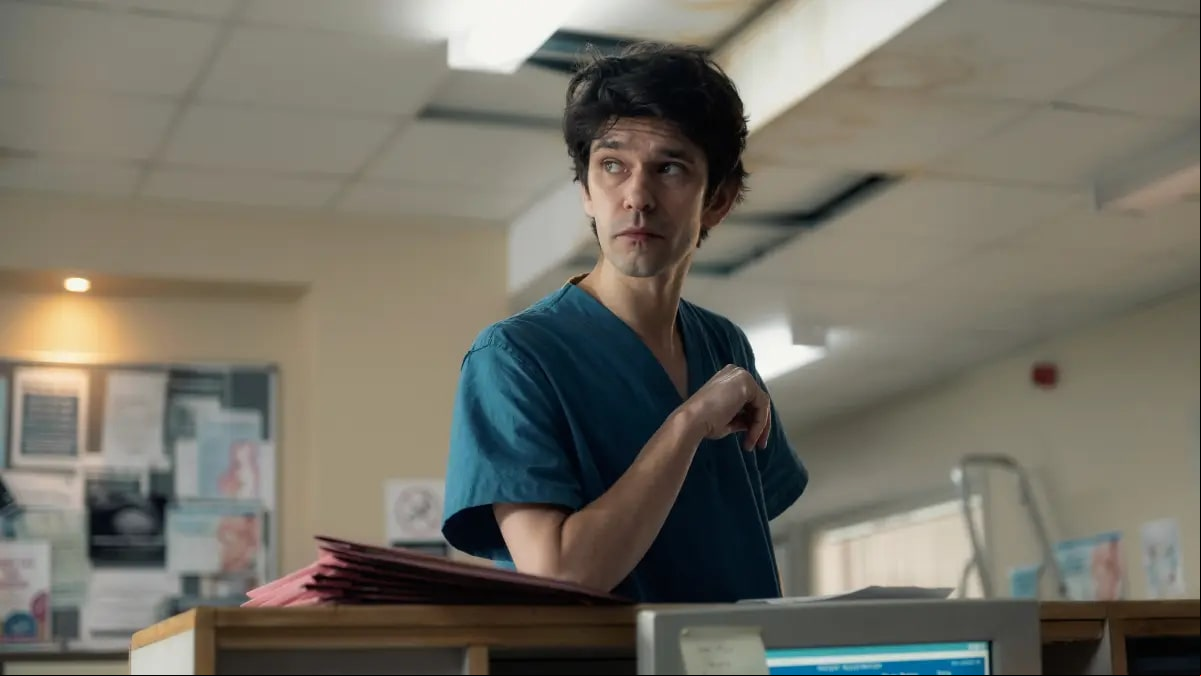 кадр из сериала Будет больно
